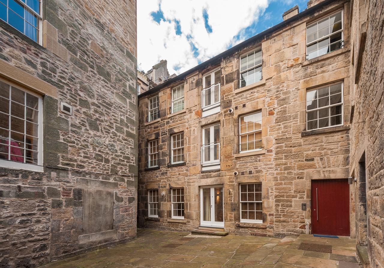 The Edmonstone'S Close Residence Edinburg Exteriör bild